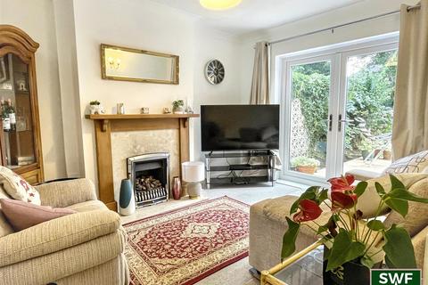 3 bedroom semi-detached house for sale, Peterdale Drive, Penn