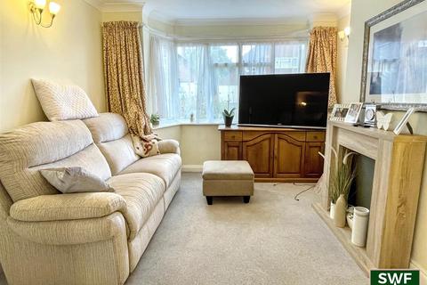 3 bedroom semi-detached house for sale, Peterdale Drive, Penn
