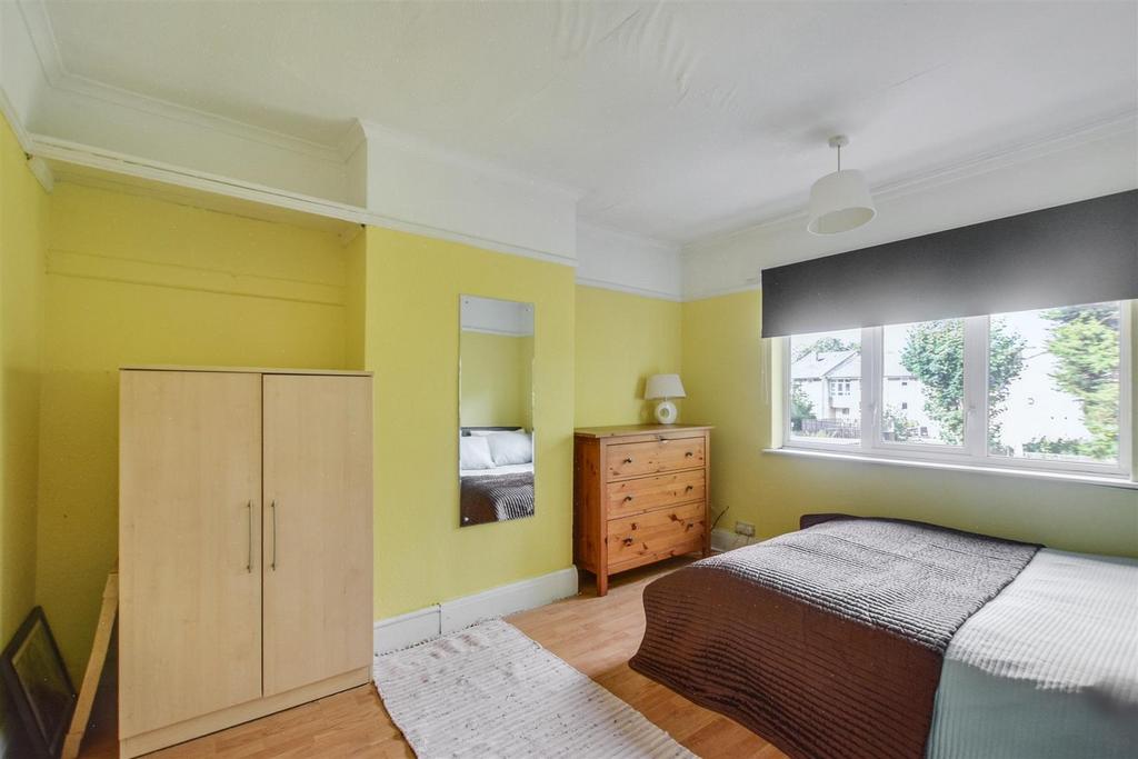 Bedroom 2 1.jpeg