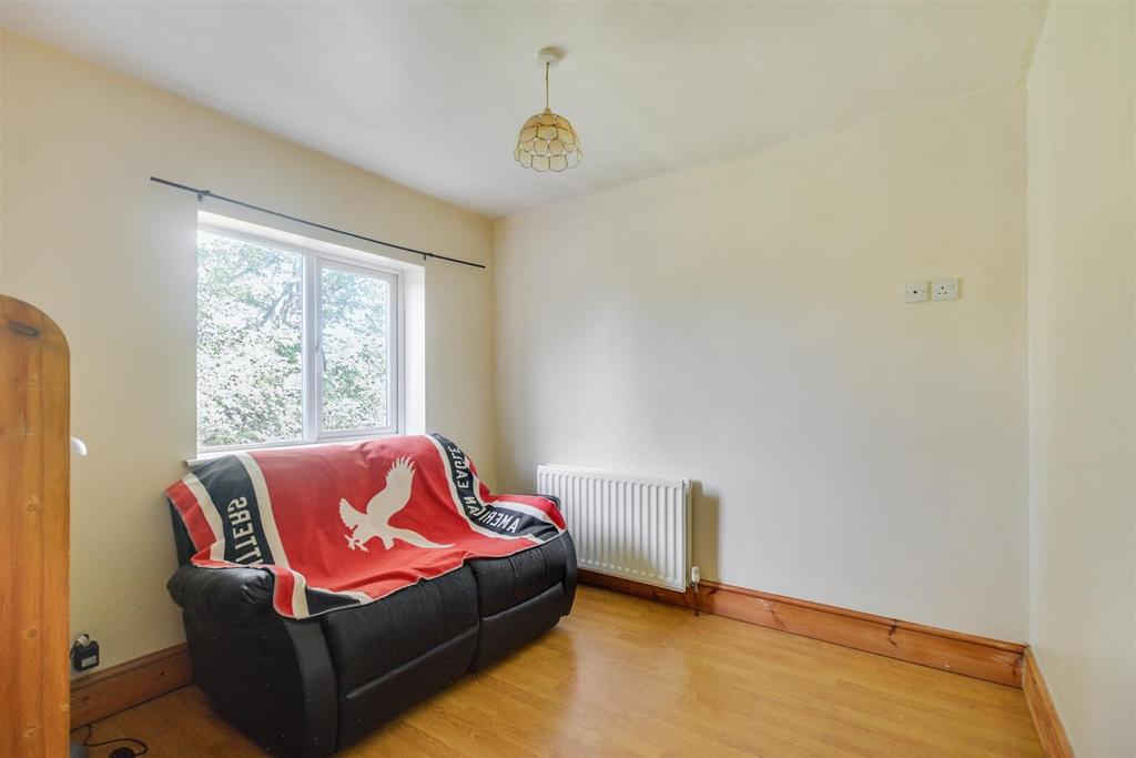 Bedroom 4 1.jpeg