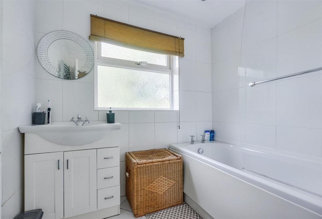 Bathroom.jpeg