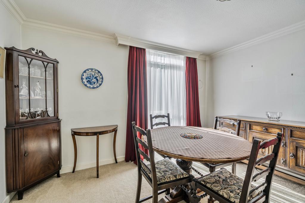 House in Bristol, Sneyd Park - More