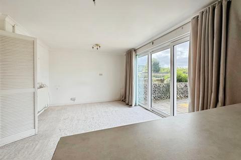 undefined, Westwinds Close, Waunarlwydd, Swansea, West Glamorgan, SA5 4RD