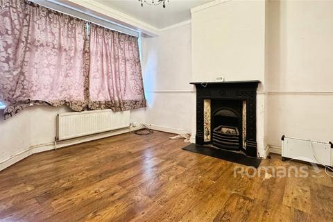 10 Orchard Close, Denham, Uxbridge, UB9 4BB