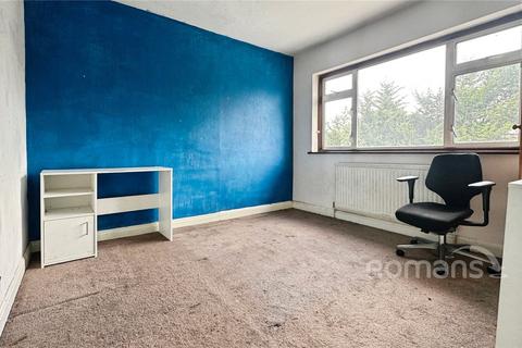 10 Orchard Close, Denham, Uxbridge, UB9 4BB