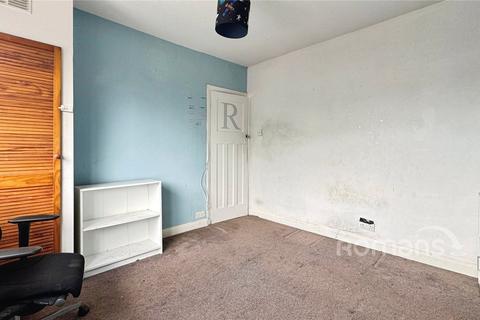 10 Orchard Close, Denham, Uxbridge, UB9 4BB