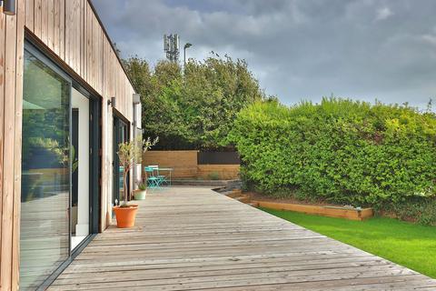 71 Callington Road, Saltash, PL12 6DZ