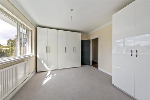 33 Kenmore Close, Richmond, TW9 3JG