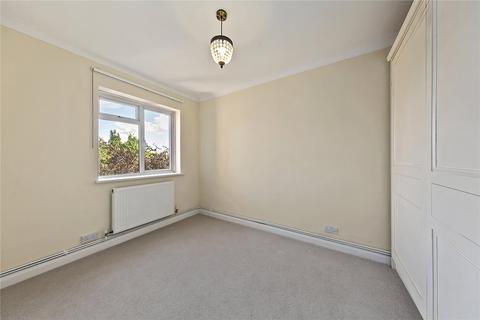 33 Kenmore Close, Richmond, TW9 3JG