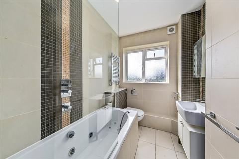 33 Kenmore Close, Richmond, TW9 3JG