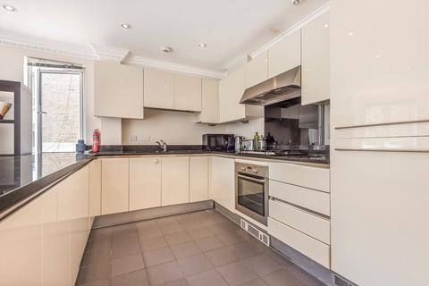 1 bedroom flat for sale, Gloucester Terrace, London W2
