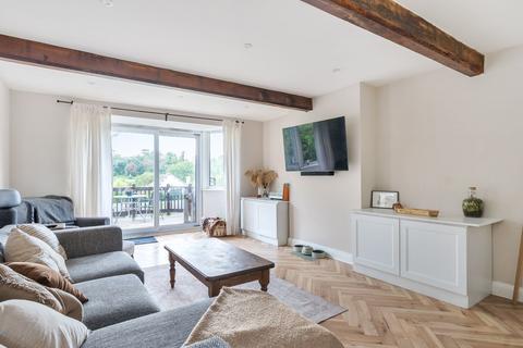undefined, Fairdene Road, Coulsdon CR5