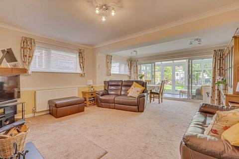 3 bedroom semi-detached house for sale, Stanley Road, Benfleet, SS7