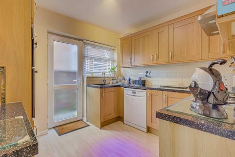 3 bedroom semi-detached house for sale, Stanley Road, Benfleet, SS7
