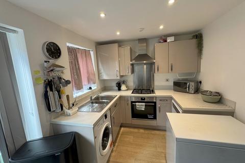 2 bedroom semi-detached house to rent, Menzel Road, Weldon Park, Corby, NN17