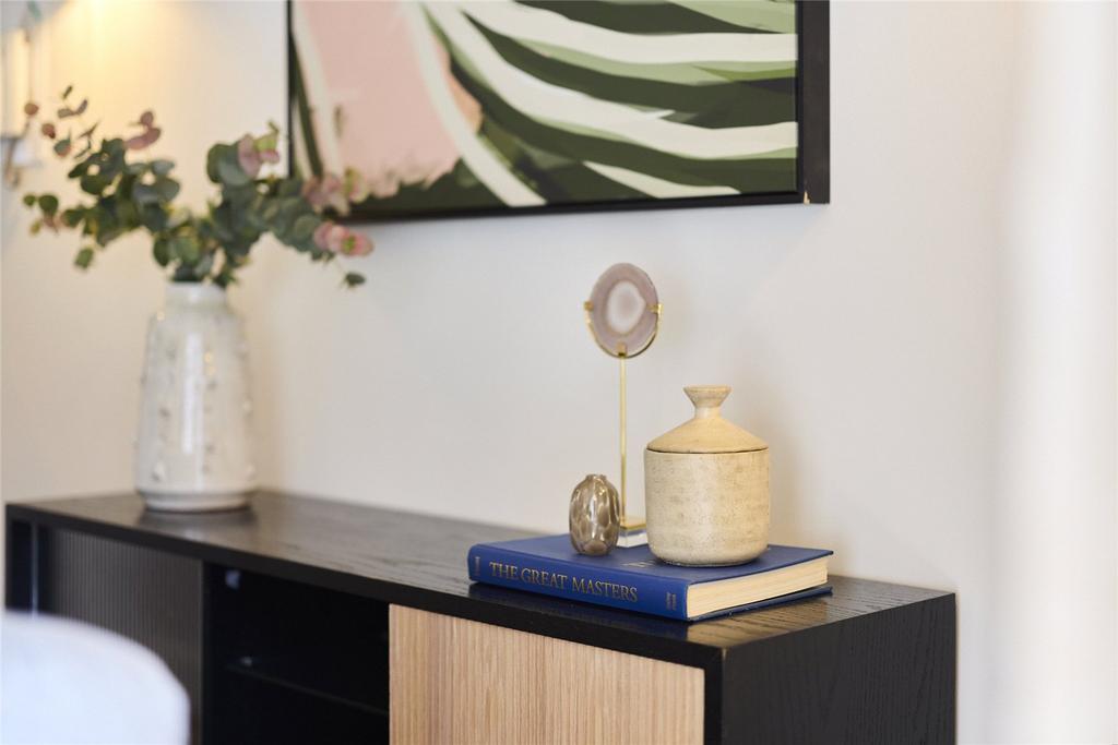 Sideboard