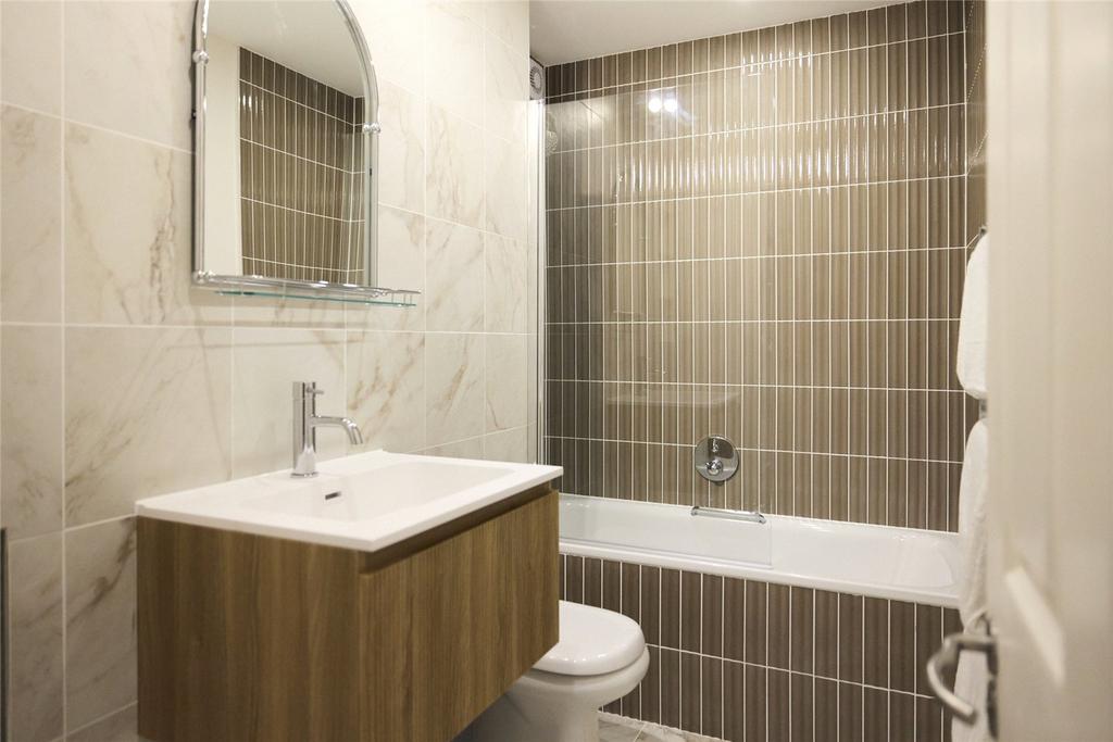 Principal Bathroom