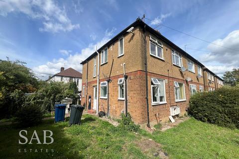 Oldfield Lane South, Greenford, UB6