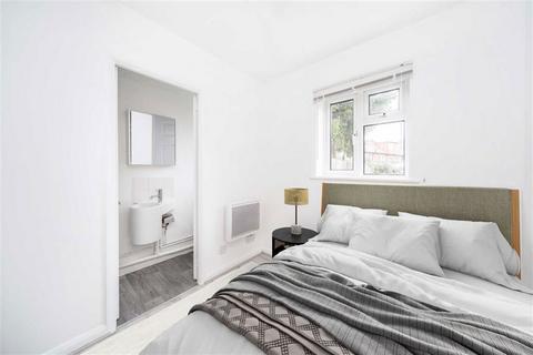 undefined, Alderbury Road, London SW13