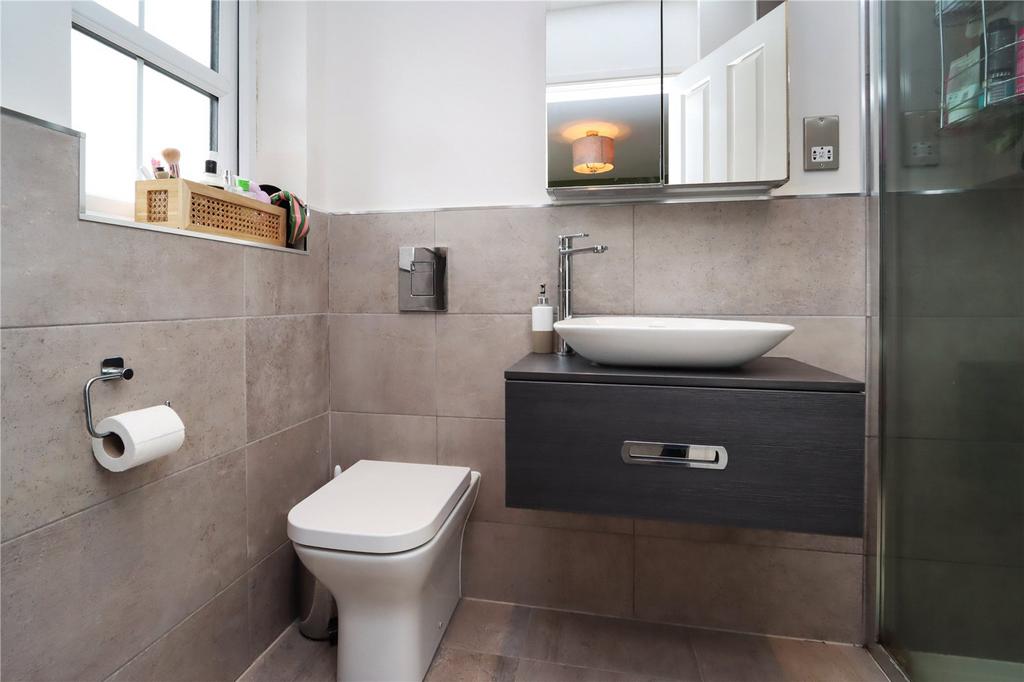 En Suite Pic 1