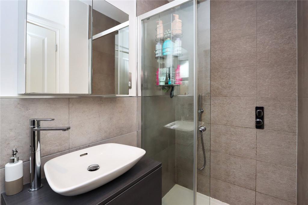 En Suite Pic 2