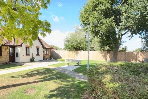 undefined, Oakwood Grove, Wickford Avenue, Basildon, SS13