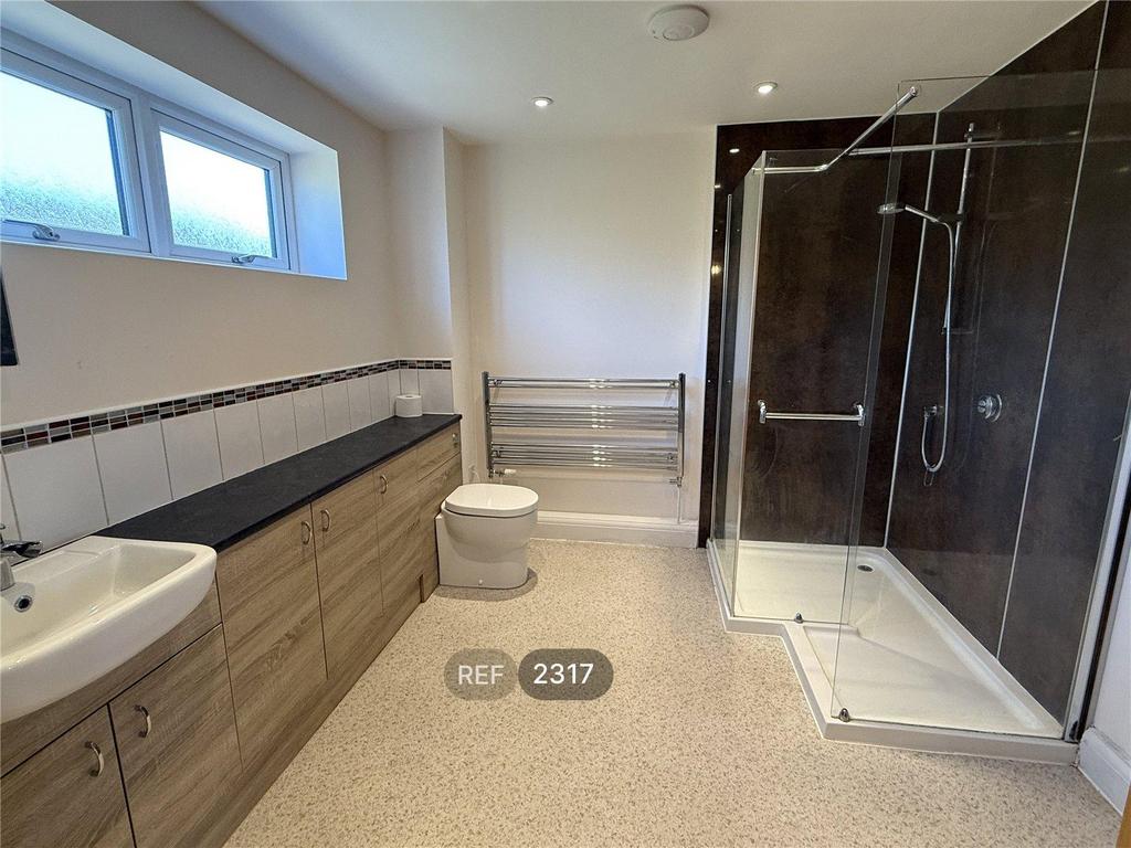 En suite bathroom