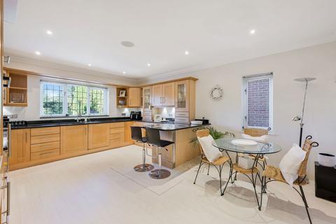6 bedroom detached house for sale, Alcocks Lane, Tadworth KT20
