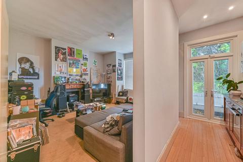 2 bedroom flat to rent, Upper Tulse Hill, Tulse Hill, London, SW2