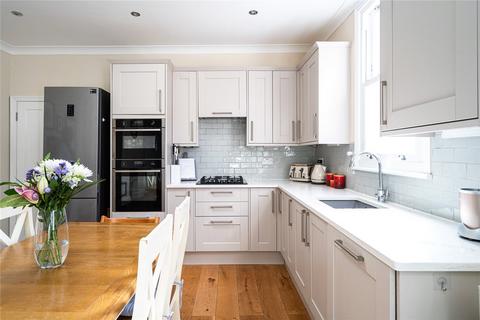 3 bedroom maisonette for sale, Harborough Road, London, SW16