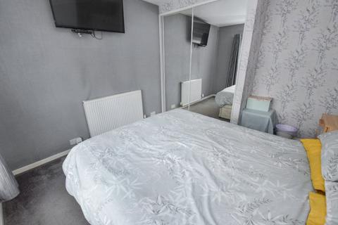 2 bedroom bungalow for sale, Armley Grange Rise, Leeds, West Yorkshire