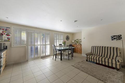 3 bedroom apartment for sale, Edgar Close, Kings Hill, ME19 4JE