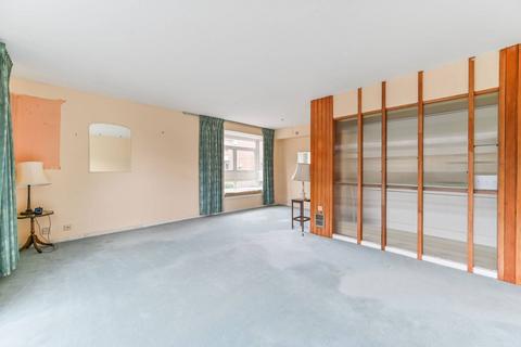 2 bedroom flat for sale, Maresfield, Croydon, CR0