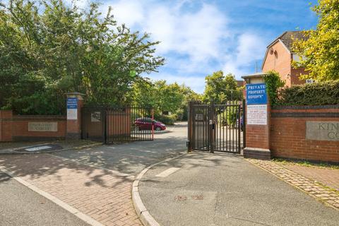 2 bedroom apartment for sale, Burroughs Gardens, Merseyside L3