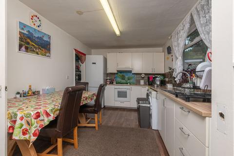 undefined, Foxcroft Green, Leeds LS6