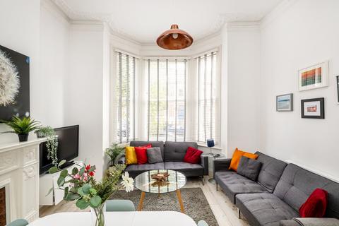 3 bedroom apartment for sale, Brondesbury Villas