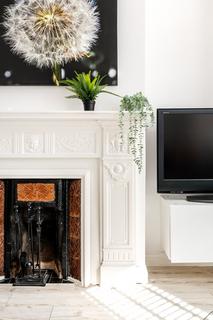 3 bedroom apartment for sale, Brondesbury Villas