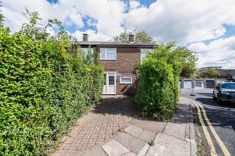 undefined, Richmount Gardens, LONDON SE3