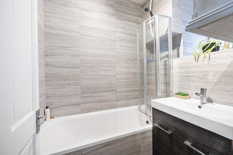 1 bedroom flat for sale, Stothard House, Amiel Street, Whitechapel, London, E1