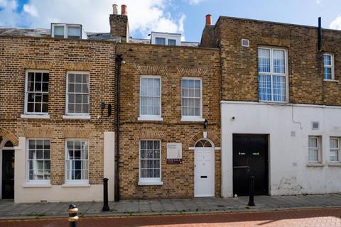 3 bedroom townhouse for sale, Bank Street, Herne Bay
