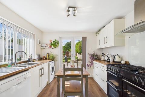 4 bedroom end of terrace house for sale, Victoria Road, Driffield, YO25 6TY