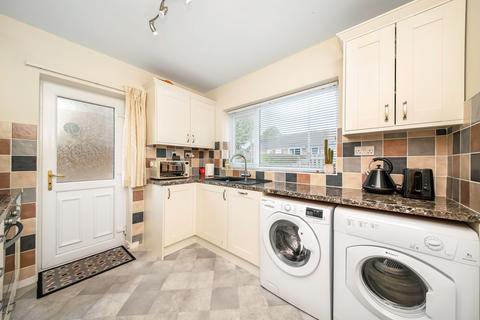3 bedroom detached house for sale, Thorpes Crescent, Skelmanthorpe, HD8