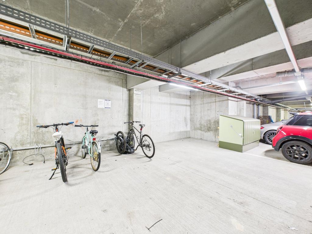 Bike Store