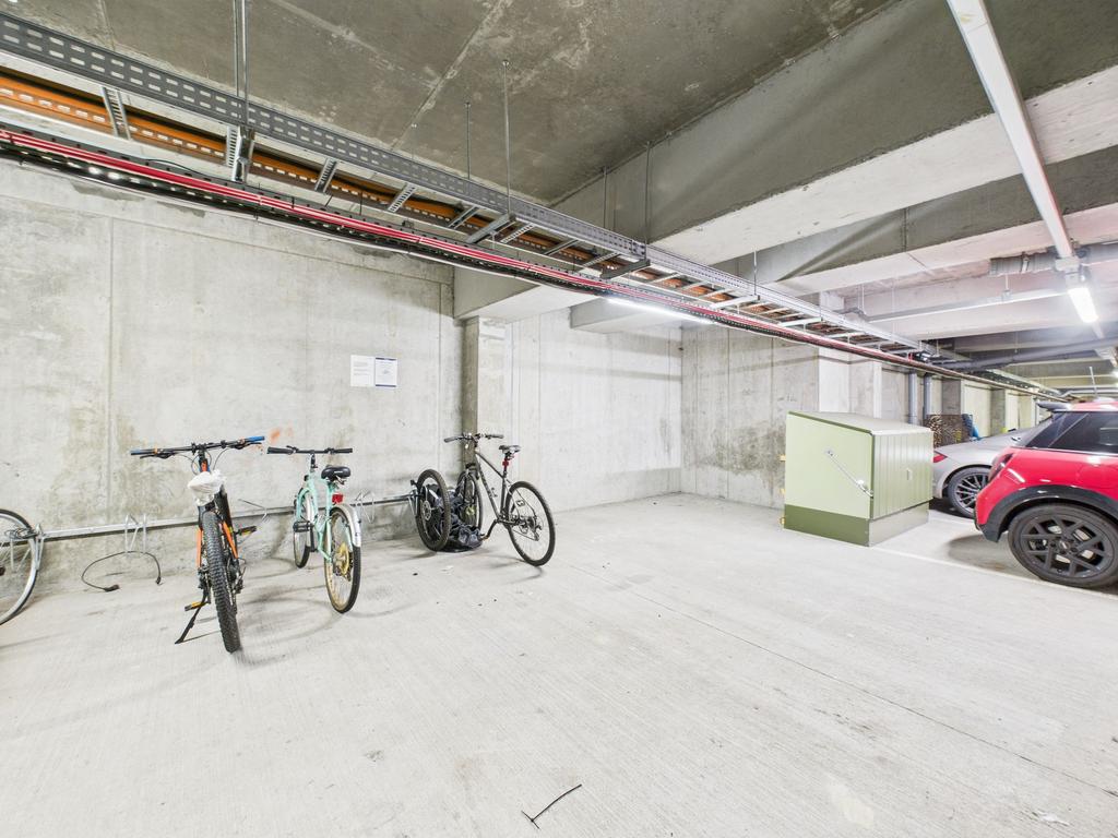 Bike Store