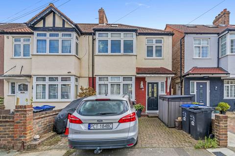 3 bedroom terraced house for sale, Manor Way, Mitcham CR4