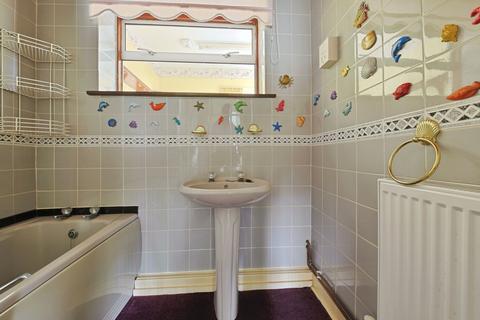 undefined, Highfield Crescent, Barton-Upon-Humber, Lincolnshire, DN18 6AQ