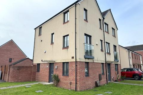 3 bedroom semi-detached house to rent, Golwg Y Garreg Wen, Swansea, SA1