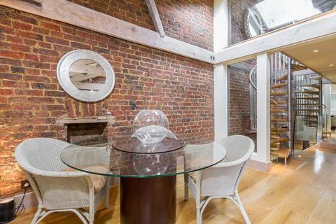 3 bedroom flat to rent, Hyde Park Square, Hyde Park, London, W2.