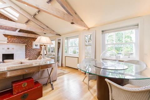 3 bedroom flat to rent, Hyde Park Square, Hyde Park, London, W2.