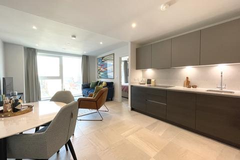 2 bedroom flat to rent, at Angel Gardens, 1 Rochdale Road M4